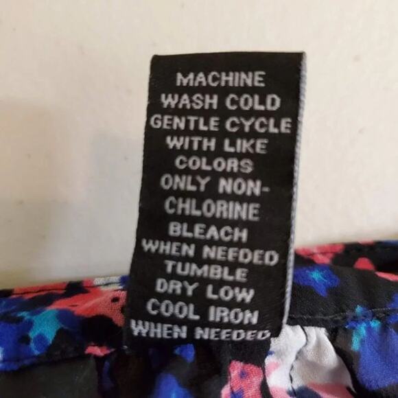 INC International Concepts Floral Blouse Womens Size 6 Blue Pink Black Sheer Top - Picture 8 of 8